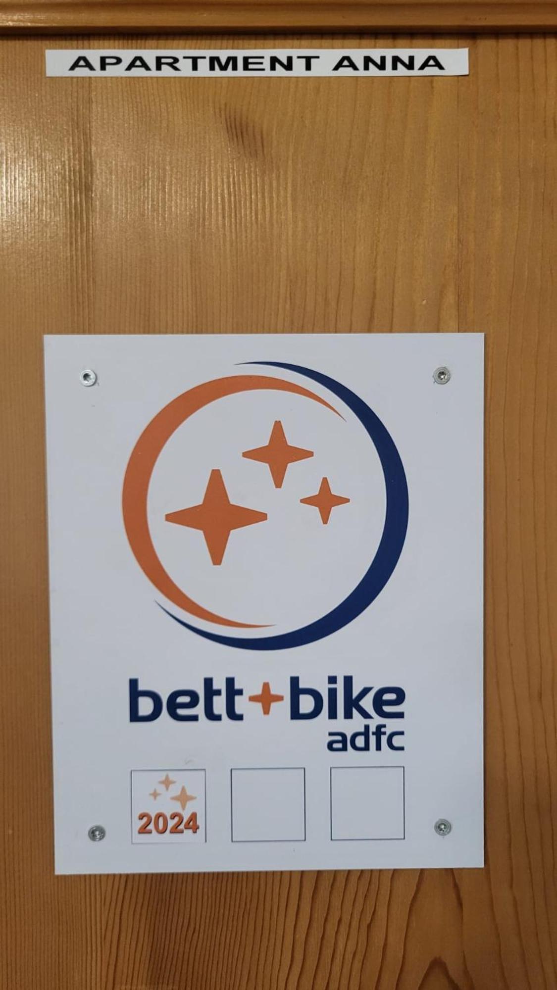 Zwei Schlafzimmer Ferienapartment Anna Am Stubenbergsee Inklusive Vier E-Bikes Esterno foto